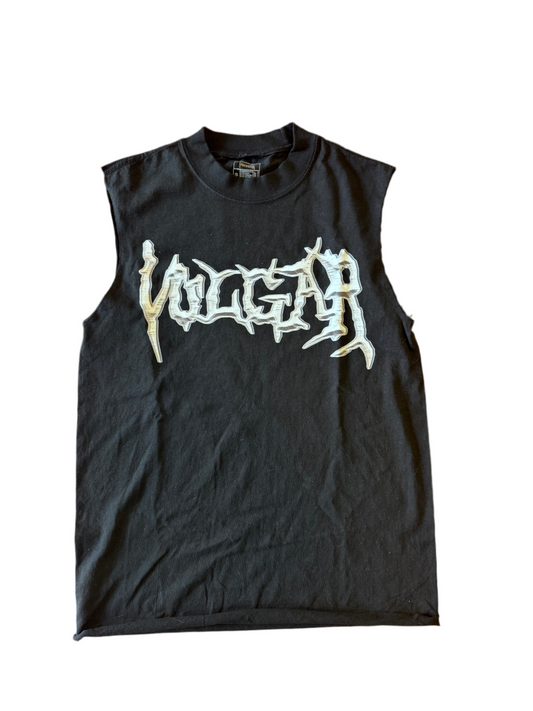 Sleeveless Cropped V1 Shirt