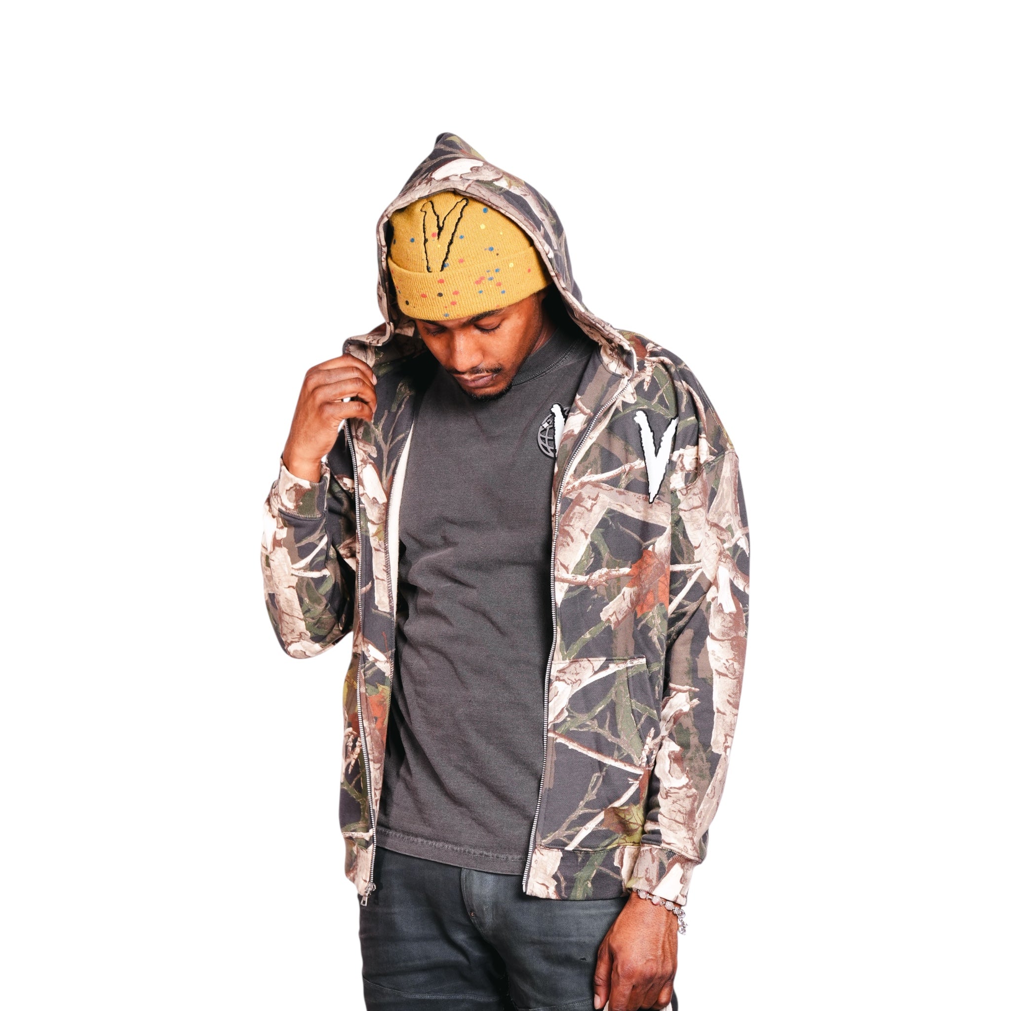 “HUNTERS” Zip-Hoodie